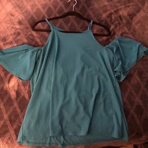Cold shoulder inc top